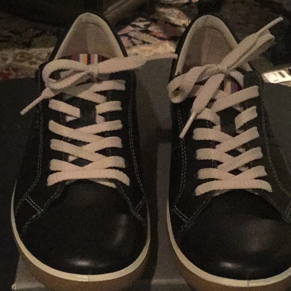Ecco Chase Lace Black shoes size 6-6.5 medium
